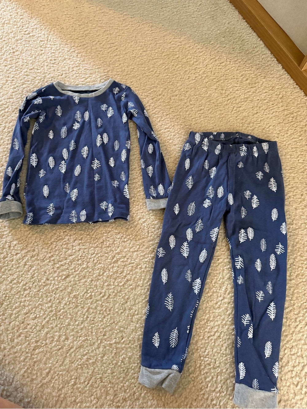 Burt's Bees Navy Leaf-Print Pajama Set